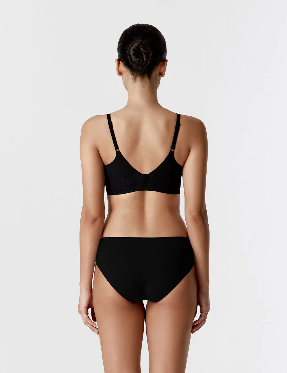 COOL FIT BRA VOLUME FIT PLUS - Image 16