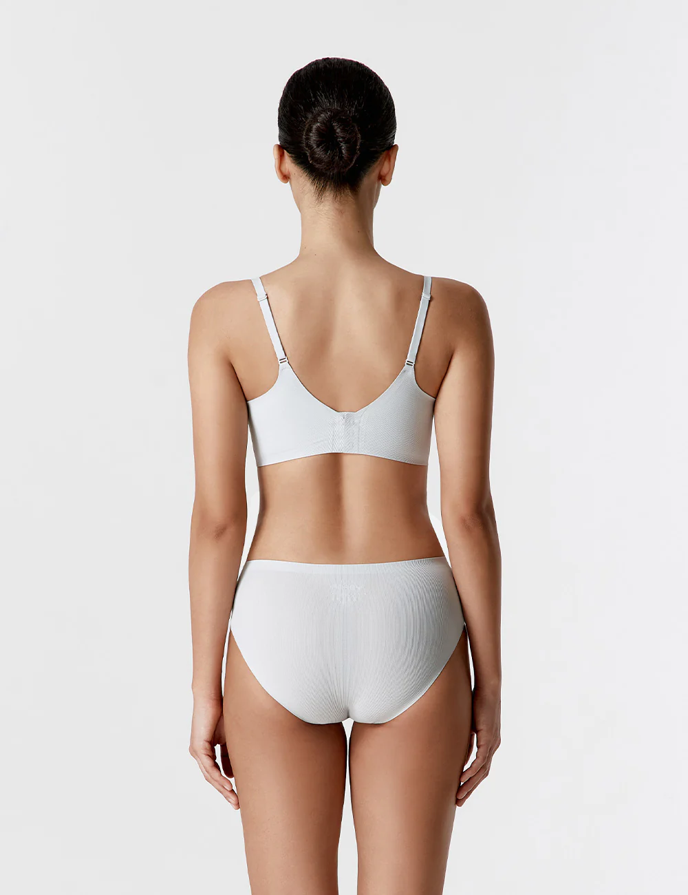 COOL FIT BRA VOLUME FIT PLUS - Image 20