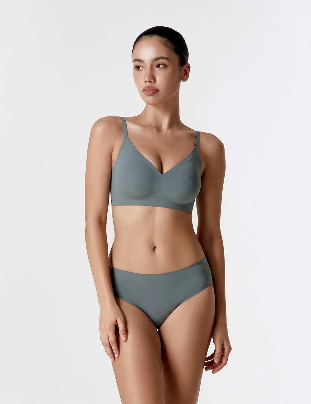COOL FIT BRA VOLUME FIT PLUS - Image 27