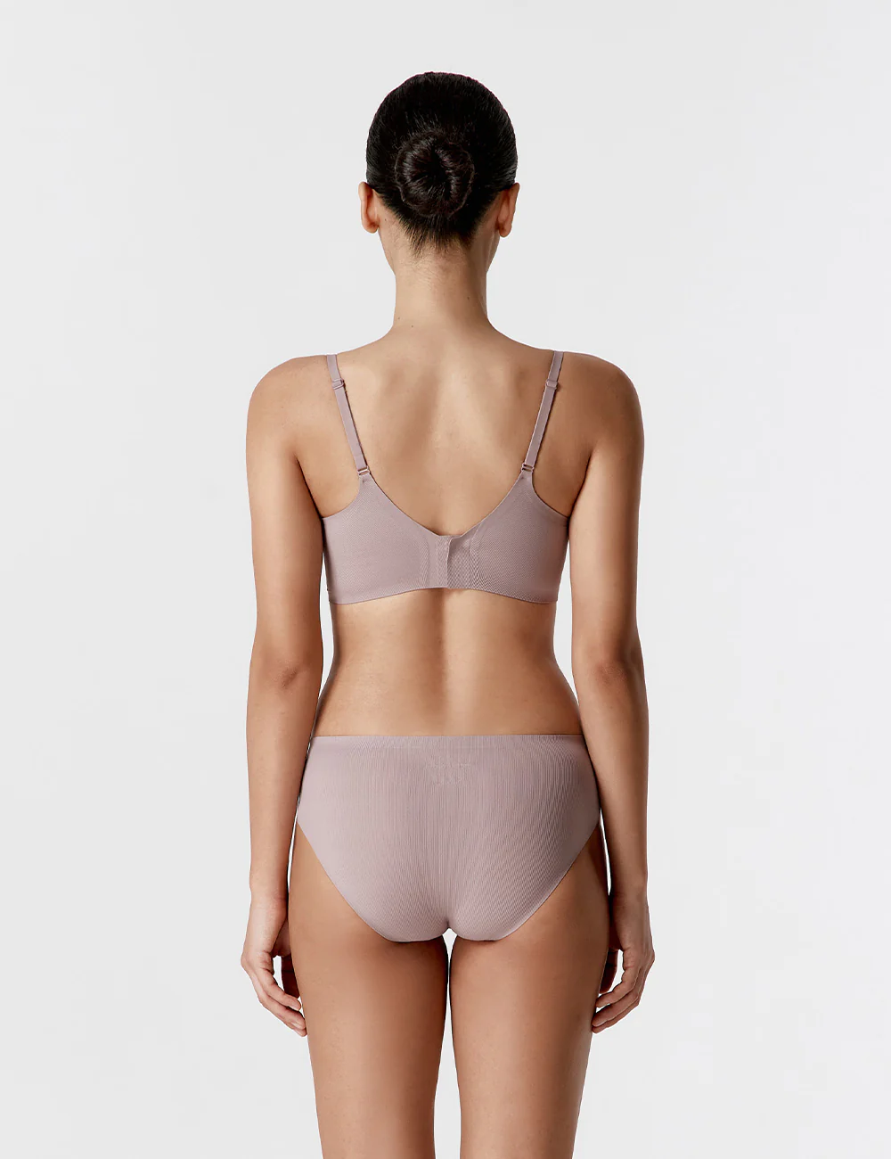 COOL FIT BRA VOLUME FIT PLUS - Image 32