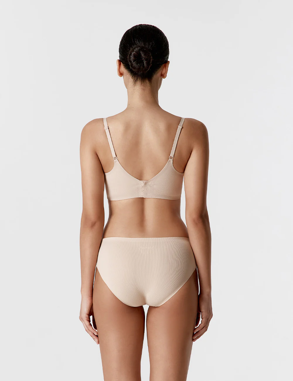 COOL FIT BRA VOLUME FIT PLUS - Image 36