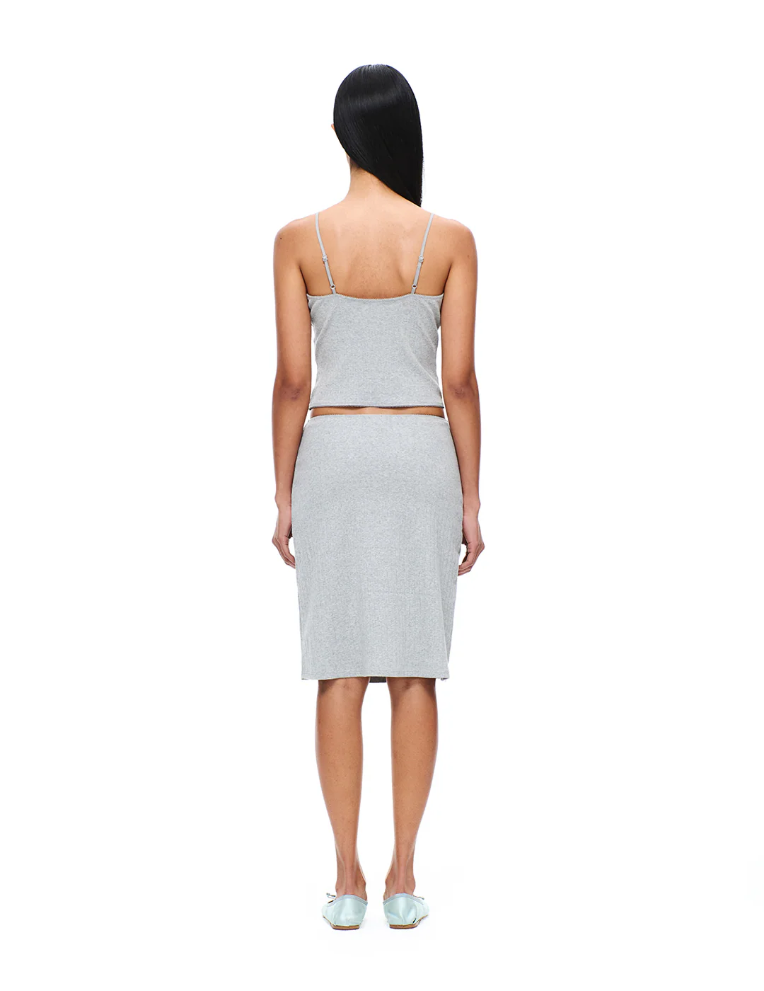 COTTON DEEP V NECK SLEEVELESS - Image 3