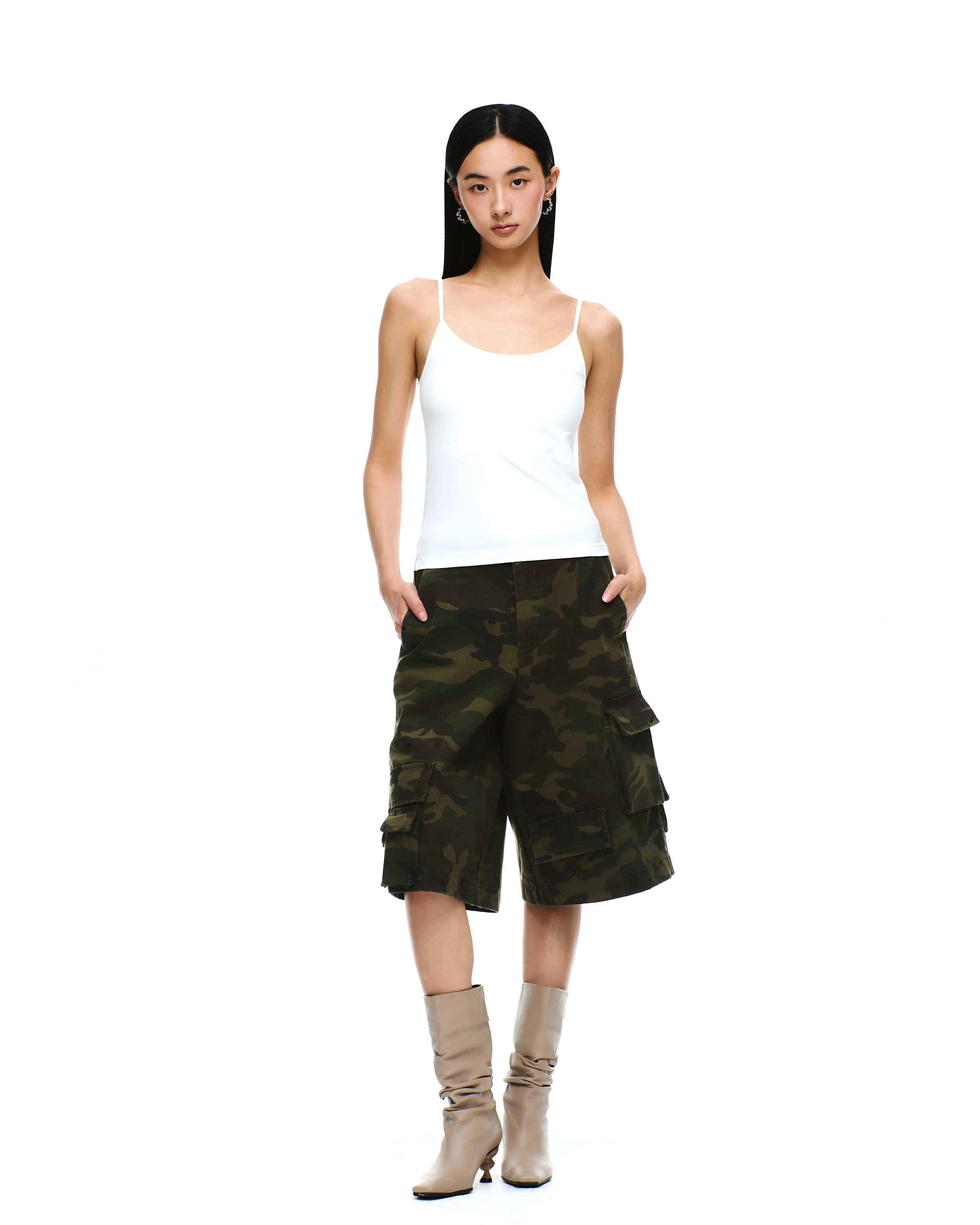 COTTON TWILL CARGO BERMUDA PANTS - Image 16