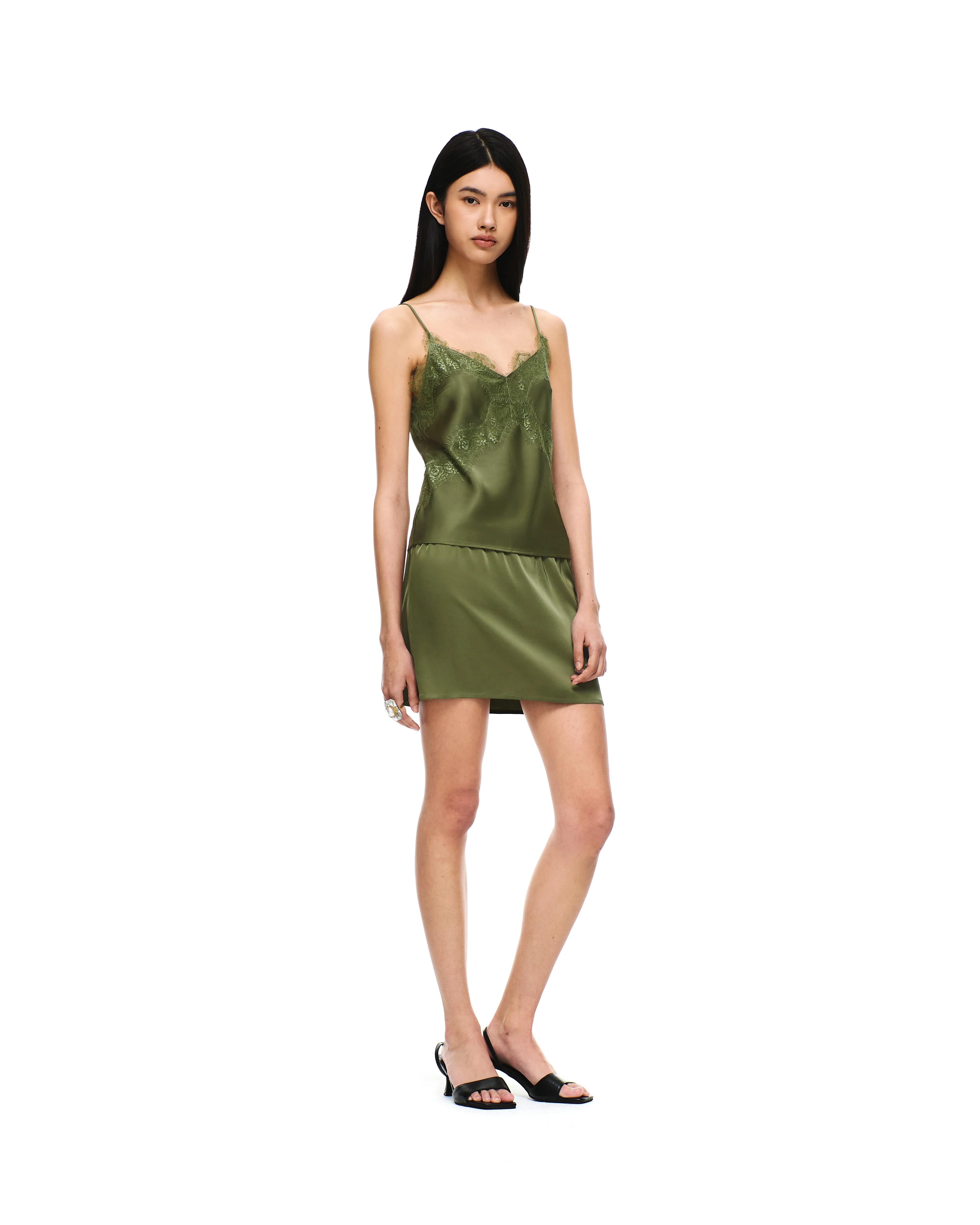 SATIN V-NECK LACE RIBBON TANK TOP - Image 19